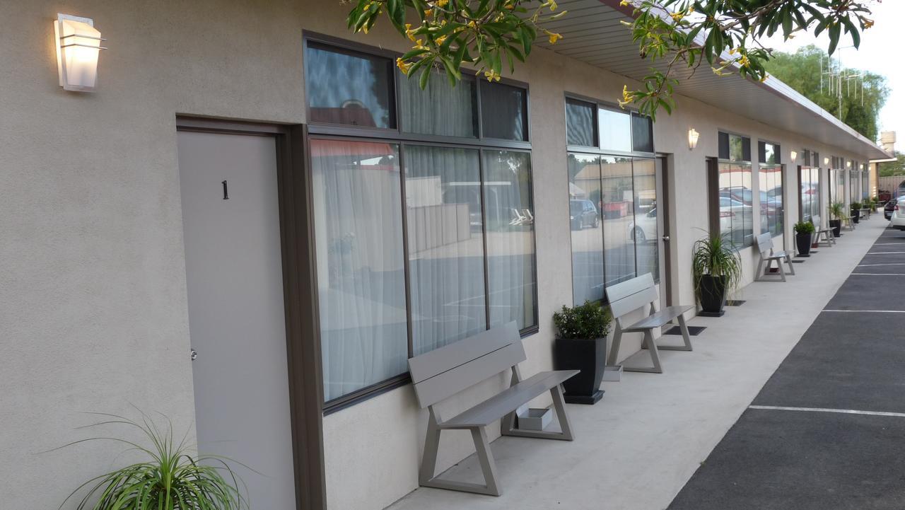 Loddon River Motel Kerang Екстериор снимка