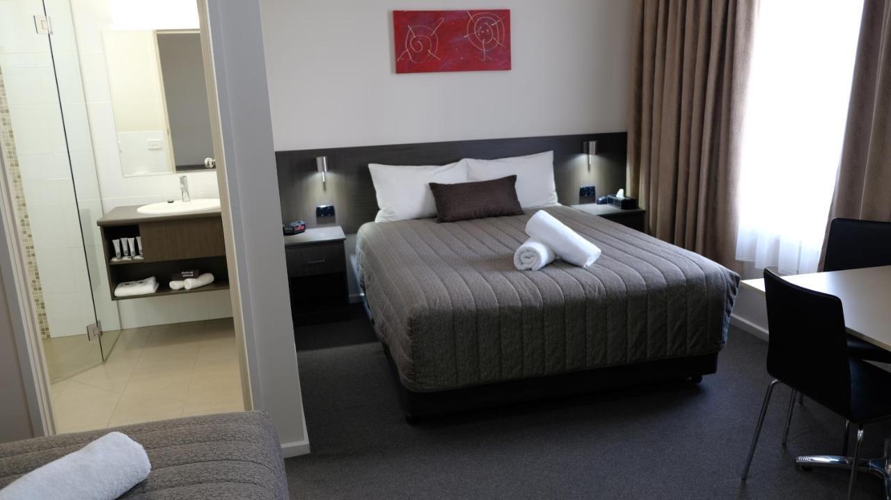 Loddon River Motel Kerang Екстериор снимка